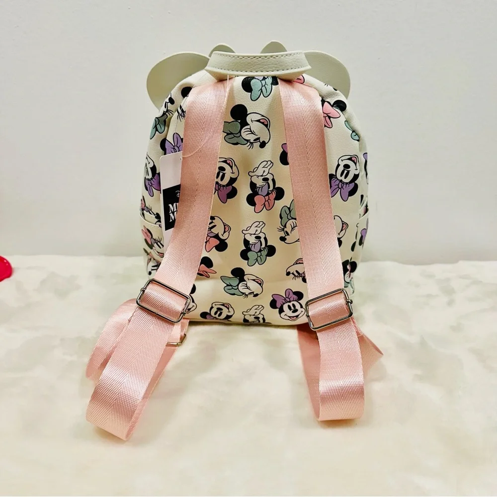 Minnie Mouse backpack purse! White and pink Mickey Mouse Disney land bag NWT!